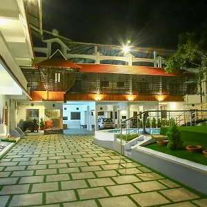 Palace Family Bed & Breakfast Kumarakom