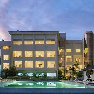 Blue Serene Resort Guruvayur
